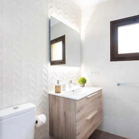 Вилла Wonderful Vacation And Pool *