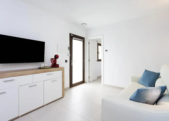 Wonderful Vacation Suites&pool * Costa Adeje (Tenerife)