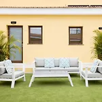 Wonderful Vacation And Pool Vila Costa Adeje (Tenerife)