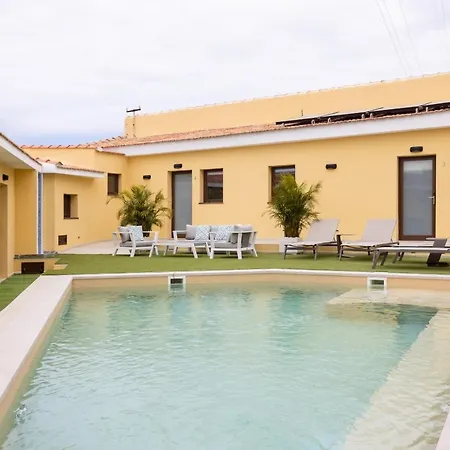 Wonderful Vacation And Pool